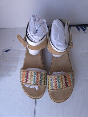 Minnetonka Patrice Sandals